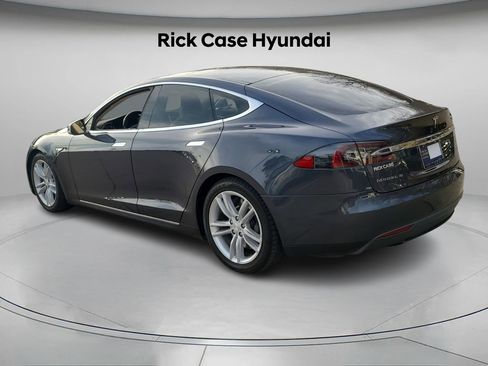 Used 2016 Tesla Model S 70D image 8