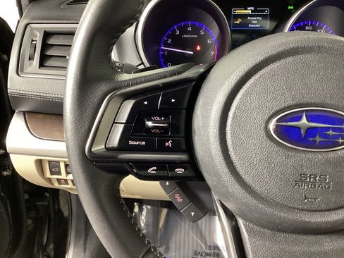 Used 2019 Subaru Outback 3.6R Limited w/ Popular Package #2 image 17