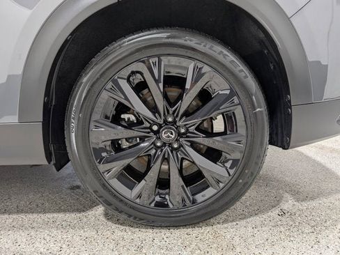 Certified 2025 MAZDA CX-90 Plug-In Hybrid w/Premium Sport image 10