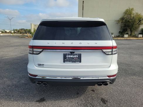 Used 2020 Lincoln Aviator Reserve w/ Equipment Group 201A image 7