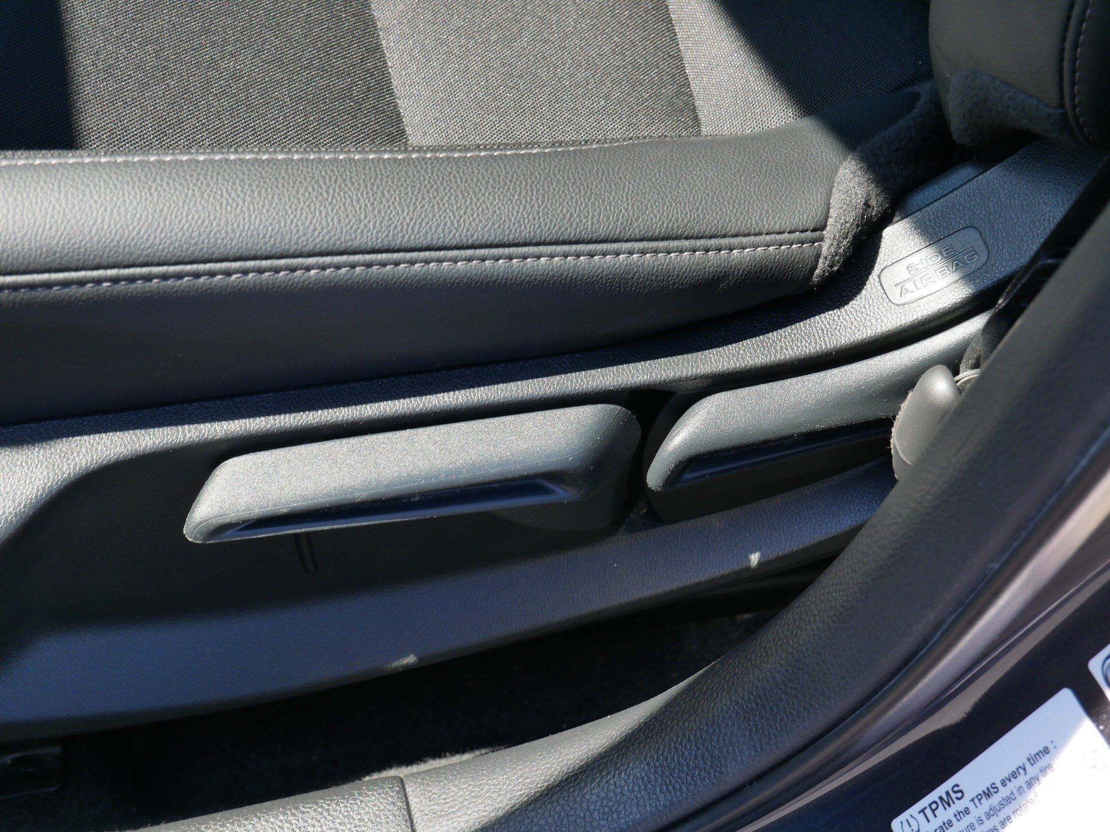 Used 2025 Honda Civic Sport image 17