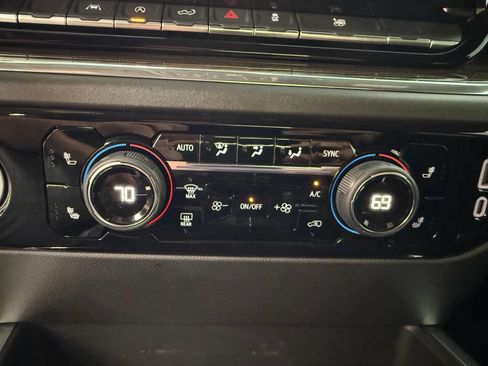 Used 2024 Chevrolet Silverado 1500 RST image 16