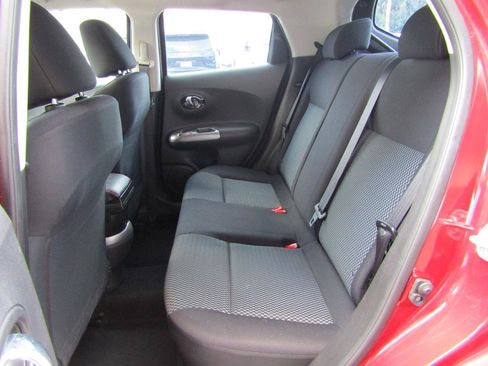 Used 2016 Nissan Juke S FWD image 9