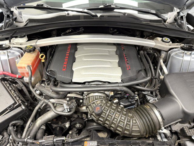 Used 2017 Chevrolet Camaro SS RWD image 37