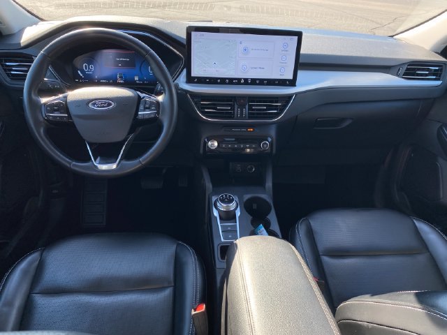 Used 2024 Ford Escape Platinum AWD/4WD image 5