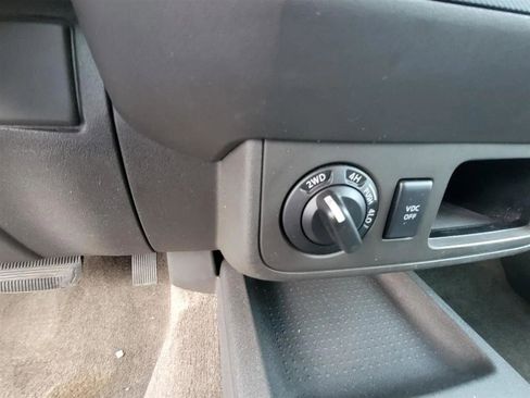 Used 2011 Nissan Xterra S w/ Protection Pkg image 15