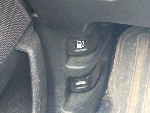 Used 2019 Honda CR-V EX image 28