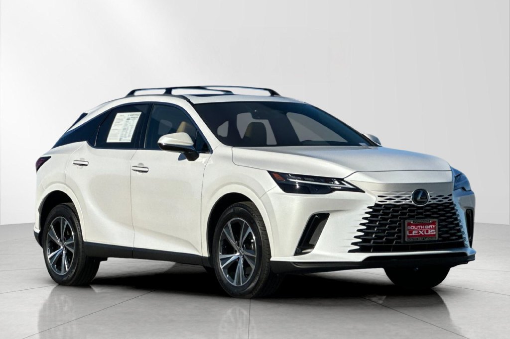Certified 2025 Lexus RX 350 FWD w/ Accessory Package image 8