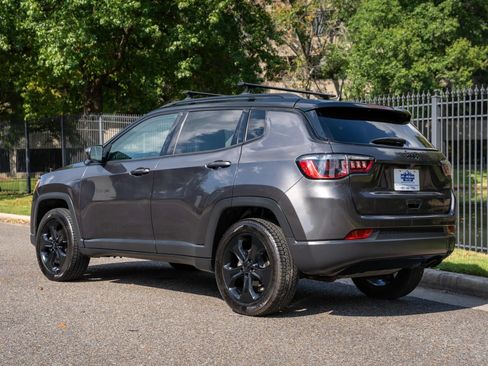 Used 2021 Jeep Compass Latitude AWD/4WD image 8