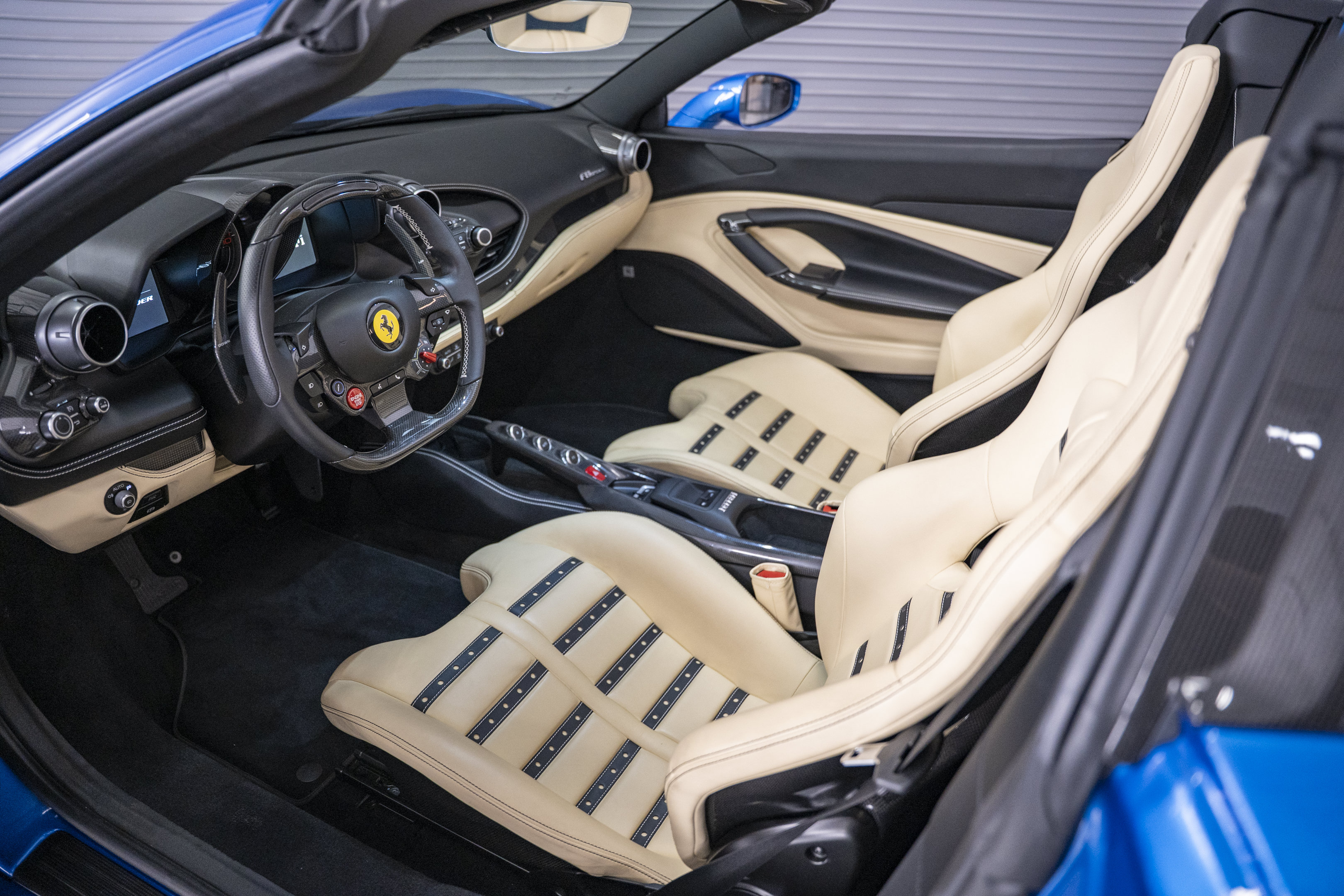 Used 2023 Ferrari F8 Tributo RWD image 37