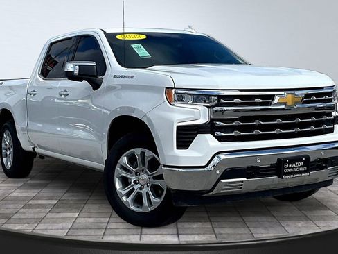 Used 2025 Chevrolet Silverado 1500 LTZ AWD/4WD image 4
