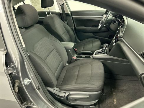 Used 2020 Hyundai Elantra Value Edition w/ Cargo Package (C1) image 22