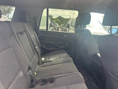 Used 2020 GMC Yukon SLE w/ SLE Value Package AWD/4WD image 8