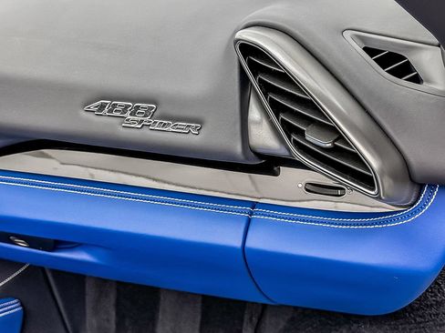 Used 2017 Ferrari 488 Spider RWD image 21