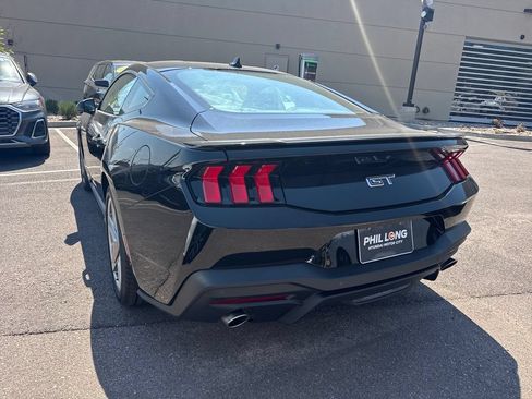 Used 2024 Ford Mustang GT Premium RWD image 7