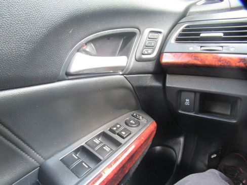 Used 2012 Honda Crosstour EX-L image 35