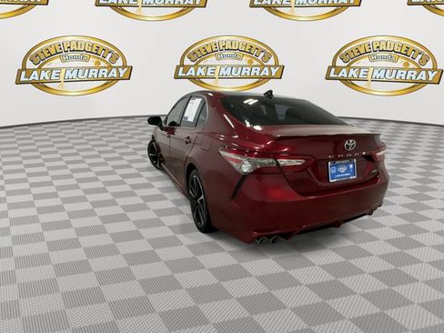 Used 2018 Toyota Camry XSE FWD image 9