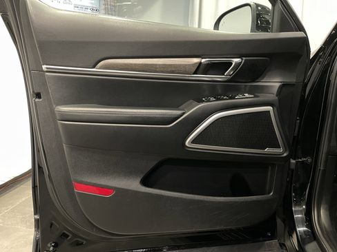 Used 2021 Kia Telluride EX w/ EX Premium Package image 13