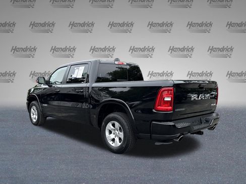 Used 2025 RAM 1500 Big Horn AWD/4WD image 7