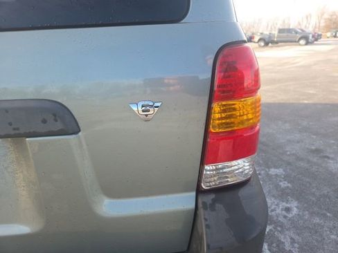 Used 2006 Ford Escape XLT image 7