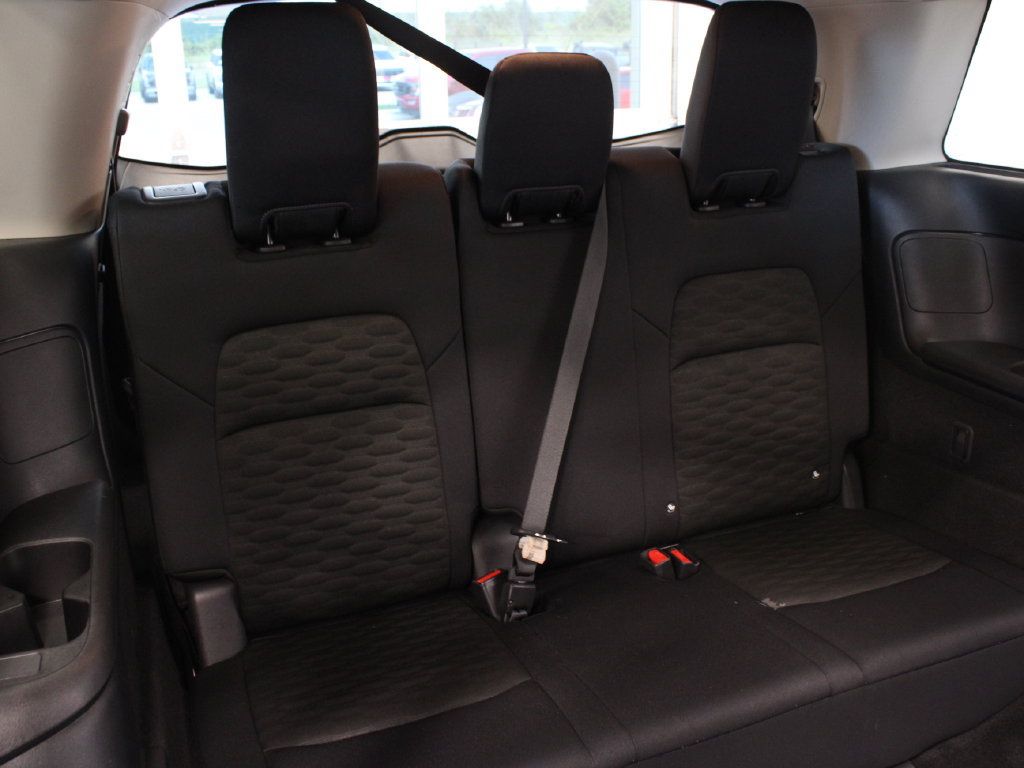 Used 2024 Nissan Pathfinder SV FWD image 33