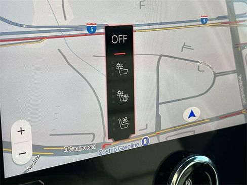 Used 2025 GMC Yukon XL Denali image 37