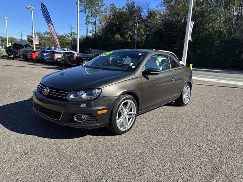 Used 2013 Volkswagen Eos Executive image 12
