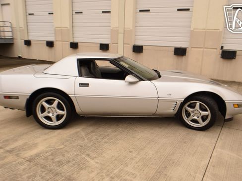 Used 1996 Chevrolet Corvette image 39
