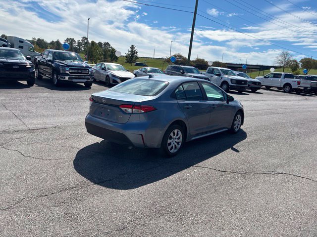Used 2025 Toyota Corolla LE FWD image 38