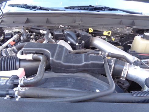 Used 2013 Ford F250 XLT w/ Chrome Pkg image 77