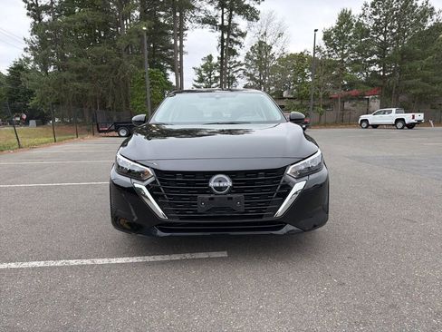 Certified 2025 Nissan Sentra S FWD image 3