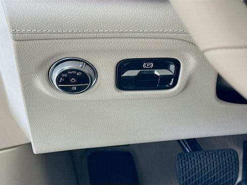 Used 2023 Mercedes-Benz EQS 450+ Sedan image 11