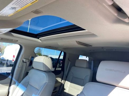 Used 2017 GMC Yukon Denali w/ Open Road Package image 14
