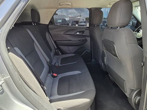 Used 2024 Chevrolet TrailBlazer LT FWD image 18