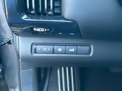 New 2026 Nissan Pathfinder SV image 23