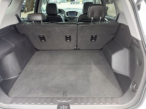 Used 2019 GMC Terrain SLT w/ Preferred Package FWD image 6