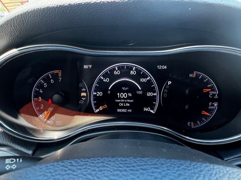 Used 2021 Jeep Grand Cherokee Limited image 17