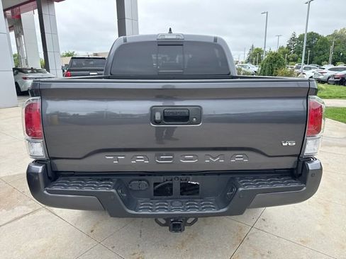 Used 2023 Toyota Tacoma TRD Sport w/ Technology Package AWD/4WD image 6