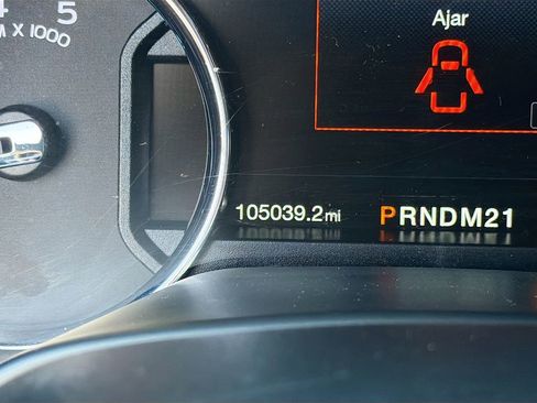 Used 2018 Ford F250 Lariat w/ Chrome Package image 38