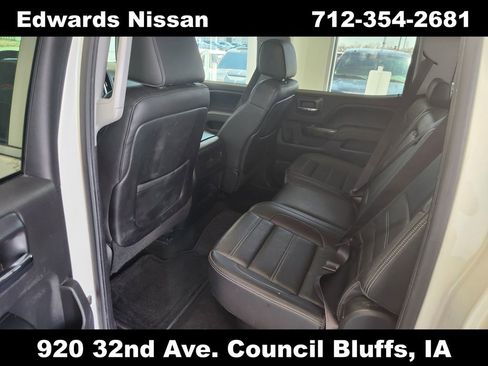 Used 2015 GMC Sierra 1500 Denali w/ Driver Alert Package image 10