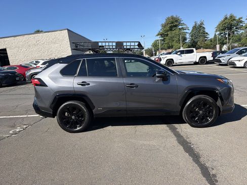 Used 2022 Toyota RAV4 XSE AWD/4WD image 8