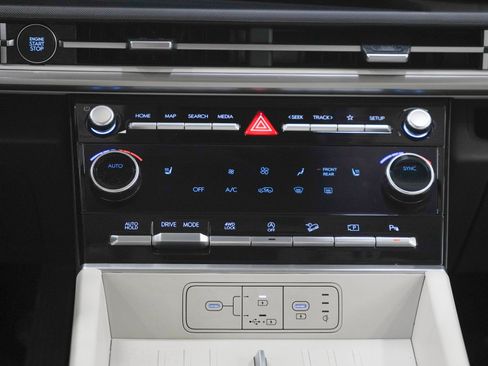 Used 2024 Hyundai Santa Fe SEL AWD/4WD image 20