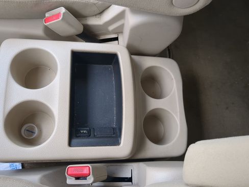 Used 2014 Nissan Quest SV FWD image 13