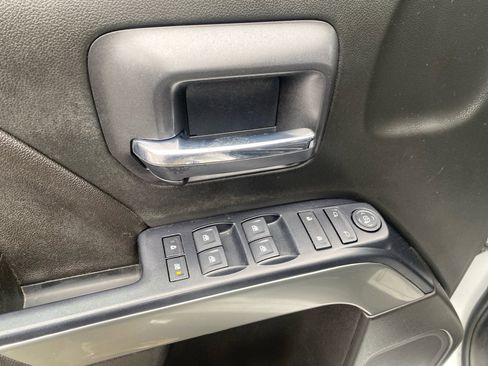 Used 2018 Chevrolet Silverado 1500 LT image 12