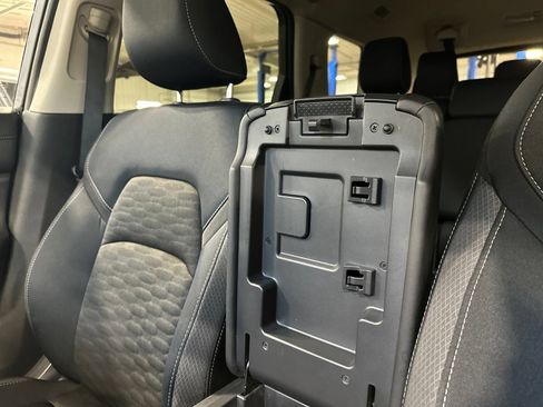 Used 2024 Nissan Pathfinder SV AWD/4WD image 60