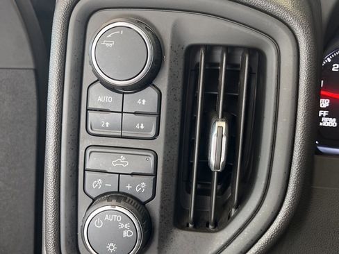 Used 2025 Chevrolet Silverado 1500 Custom Trail Boss w/ Midnight Edition image 40