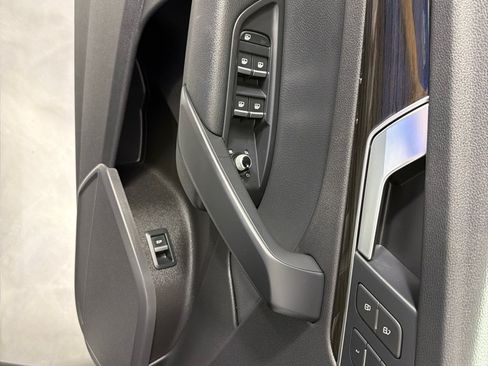 Used 2018 Audi Q5 2.0T Premium Plus w/ Premium Plus Package AWD/4WD image 10