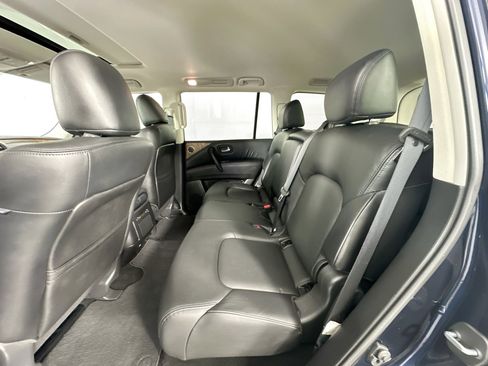 Used 2024 Nissan Armada SL image 25
