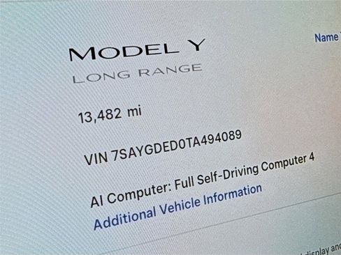 Used 2026 Tesla Model Y 2WD image 5