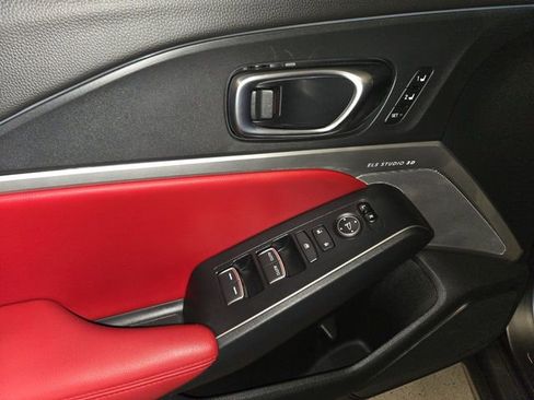 Certified 2025 Acura Integra A-Spec image 13